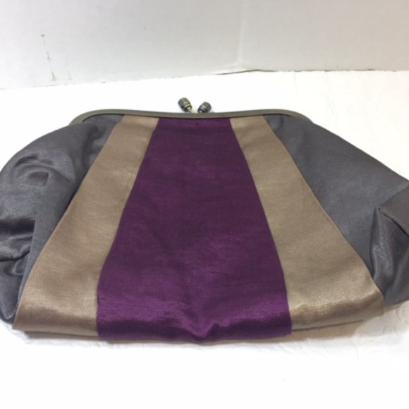 Silver Gold Purple Thumbtwist Rhinestone Cosmetic Makeup Evening Clutch Purse - Picture 2 of 7